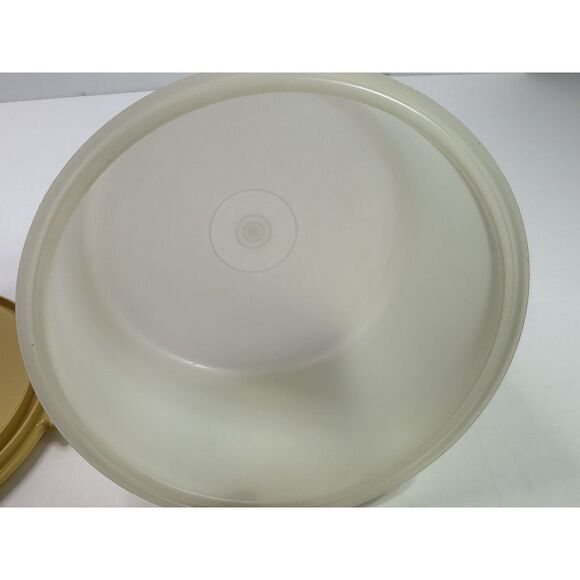 Vintage Tupperware Classic YELLOW round Cake Carrier 10" - Picture 10 of 16